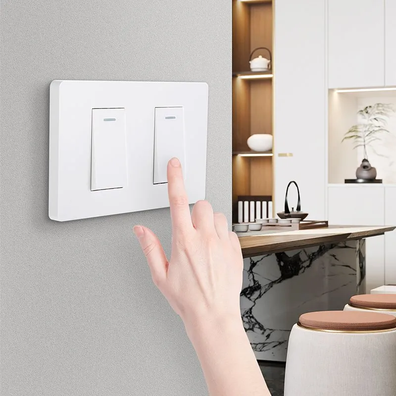 Двосмерни прекидач